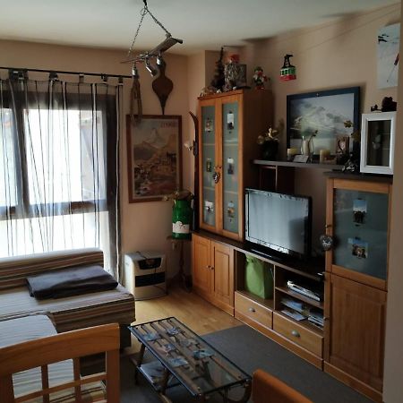 Apartamento En Escarrilla, 萨连特加列戈 外观 照片
