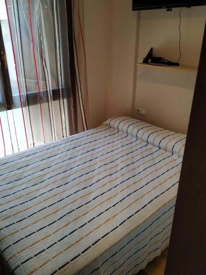 Apartamento En Escarrilla, 萨连特加列戈 外观 照片