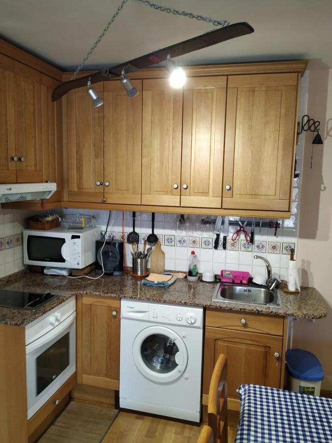 Apartamento En Escarrilla, 萨连特加列戈 外观 照片