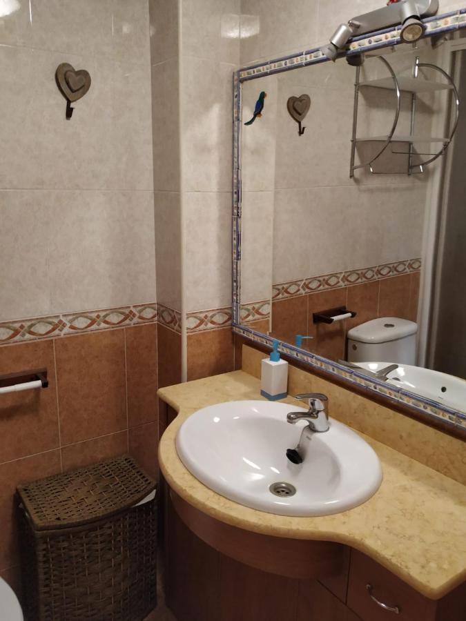 Apartamento En Escarrilla, 萨连特加列戈 外观 照片